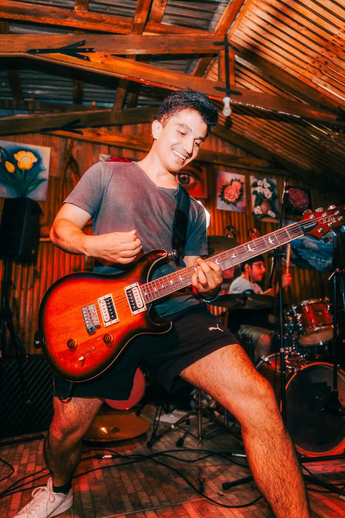 Diego, guitarrista principal
